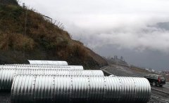 拼装金属波纹管